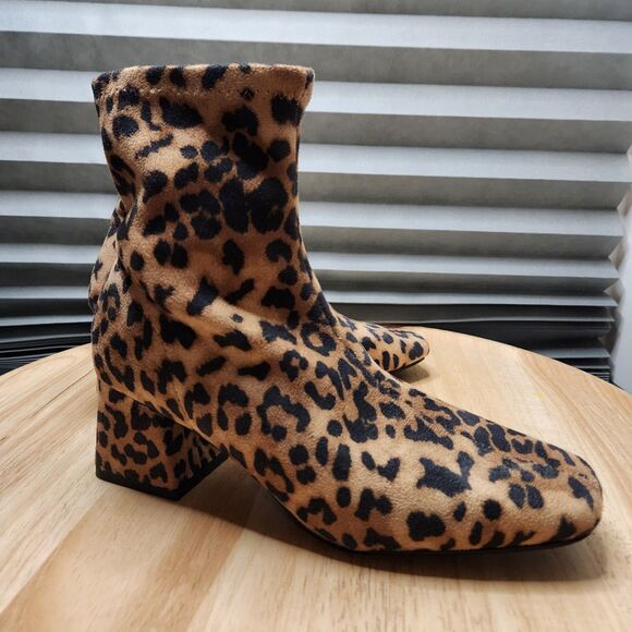 Soda Adena Leopard Print Boots – Women’s 6.5 – Zip-Up Heeled Booties - Picture 5 of 9